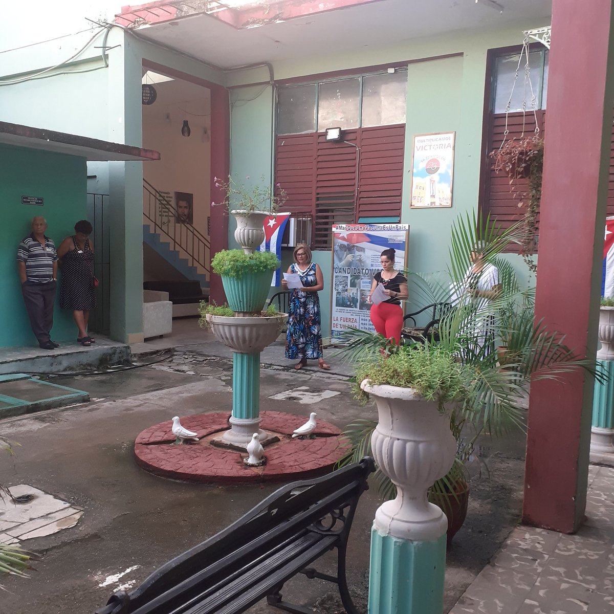 yusbier2's tweet photo. Se realiza matutino en la DPS matanzas felicidades economistas 
#MatancerosEnVictoria https://t.co/GK1ZFi27fK