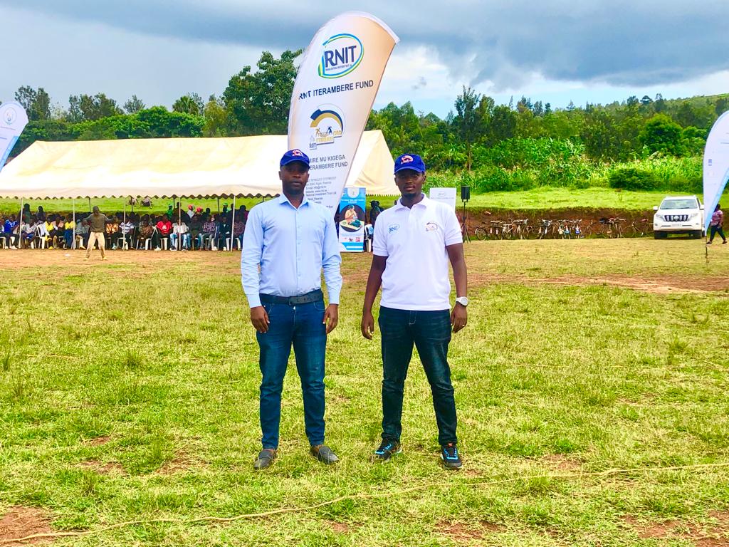 rnit_Rwanda's tweet photo. #RNITAwarenessCampaign continues!Through @rbarwanda HafiYawe on the live broadcast of #FIFAWorldCup2022,this evening,@rnit_Rwanda Staff will discuss with the Residents of #KabaroreSector of @GatsiboDistrict on the Benefits of Saving & Investing with #RNITIterambereFund! #RwOT https://t.co/dBiI2RBupp
