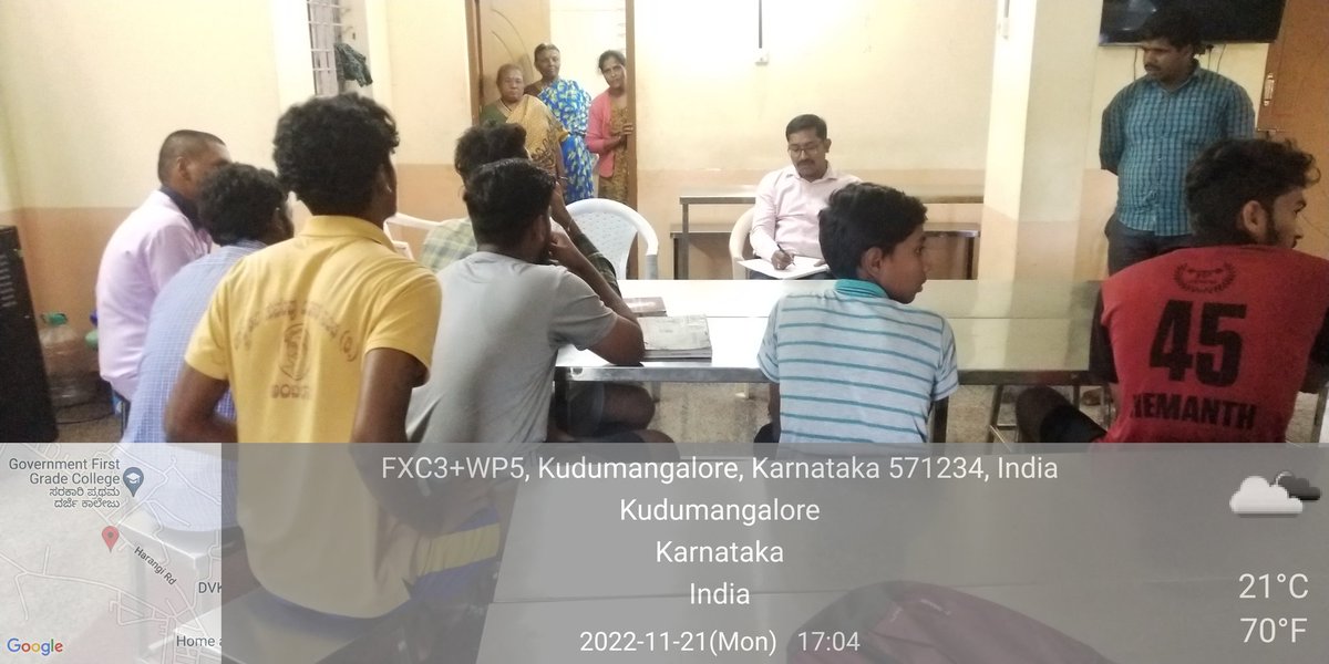 KodaguMinority's tweet photo. ಮಾನ್ಯ ಜಿಲ್ಲಾ ಅಧಿಕಾರಿಗಳು ಇಂದು ಅಲ್ಪ ಸಂಖ್ಯಾತರ ಕಲ್ಯಾಣ ಇಲಾಖೆ ಮೆಟ್ರಿಕ್ ನ೦ತರದ ಪುರುಷರ ವಿದ್ಯಾರ್ಥಿ ನಿಲಯ ಕ್ಕೆ ಭೇಟಿ ನೀಡಿ ಹಾಸ್ಟೆಲ್ ವಿದ್ಯಾರ್ಥಿಗಳೋಂದಿಗೆ ಶೈಕ್ಷಣಿಕ ವಿಚಾರಗಳ ಬಗ್ಗೆ ಚರ್ಚೆ ನಡೆಸಲಾಯಿತು
@Captain_Mani72
@RaghavendraT198
@DOMGOK
@micsomwarpetko1 https://t.co/SzjLxshLJj