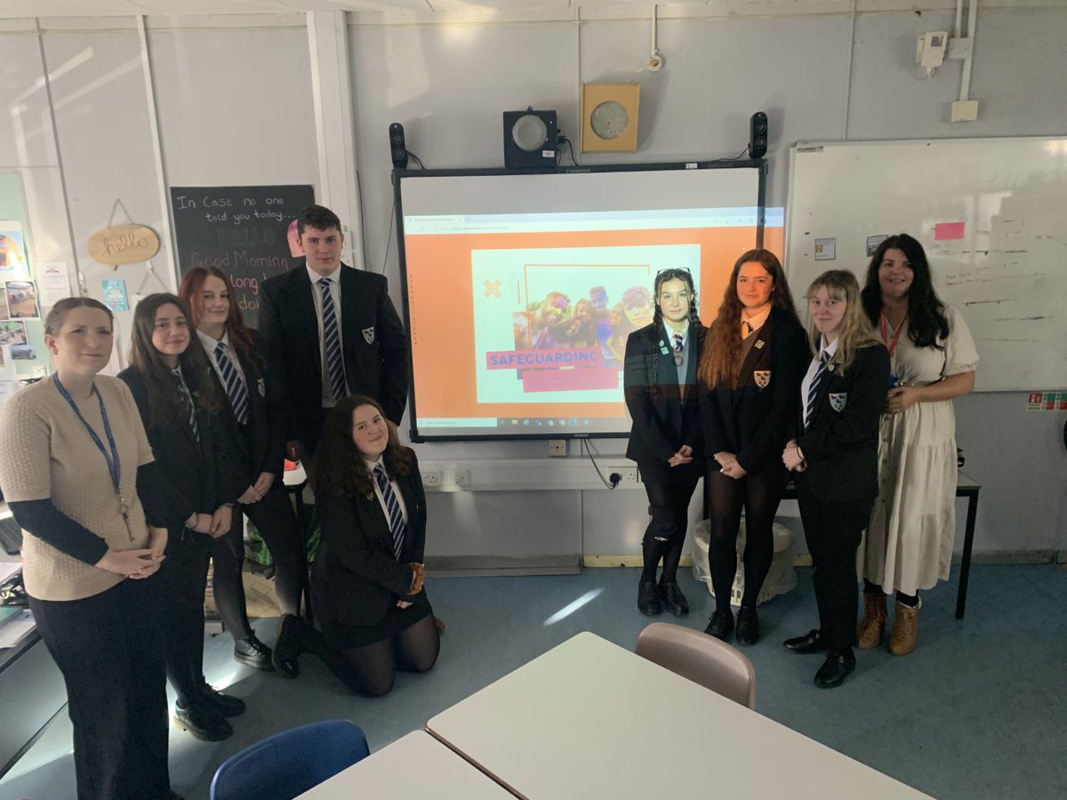 PembsCYPRO's tweet photo. @YsgolGreenhill Two groups of Sixth Formers completed their junior safeguarding as part of their peer tutoring training. The group enjoyed the course and learnt a lot, they are looking forward to starting their roles as peer tutors in school. https://t.co/jA3A5bxxEG
