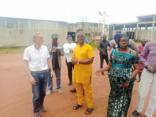 LagosDMO's tweet photo. The Fiscal responsibility Commission, Abuja visited the State to carry out a verification exercise on utilization of proceeds of funds borrowed from First Bank Plc in 2015 for Capital Projects. https://t.co/sImsyynJx3