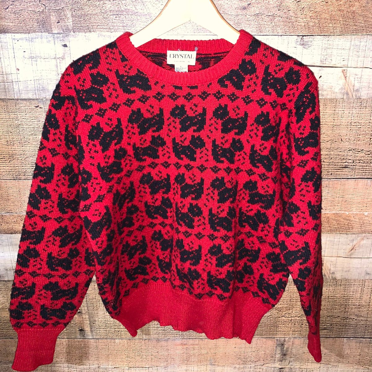 handmeupresale's tweet photo. Excited to share this item from my #etsy shop: Vintage Crystal Sweater Westies Dogs Retro Large Womans #retrosweater #vintagesweater #vintagecouture #handmeupresale https://t.co/L9bXrhkCc5 https://t.co/5ON0jP51O9