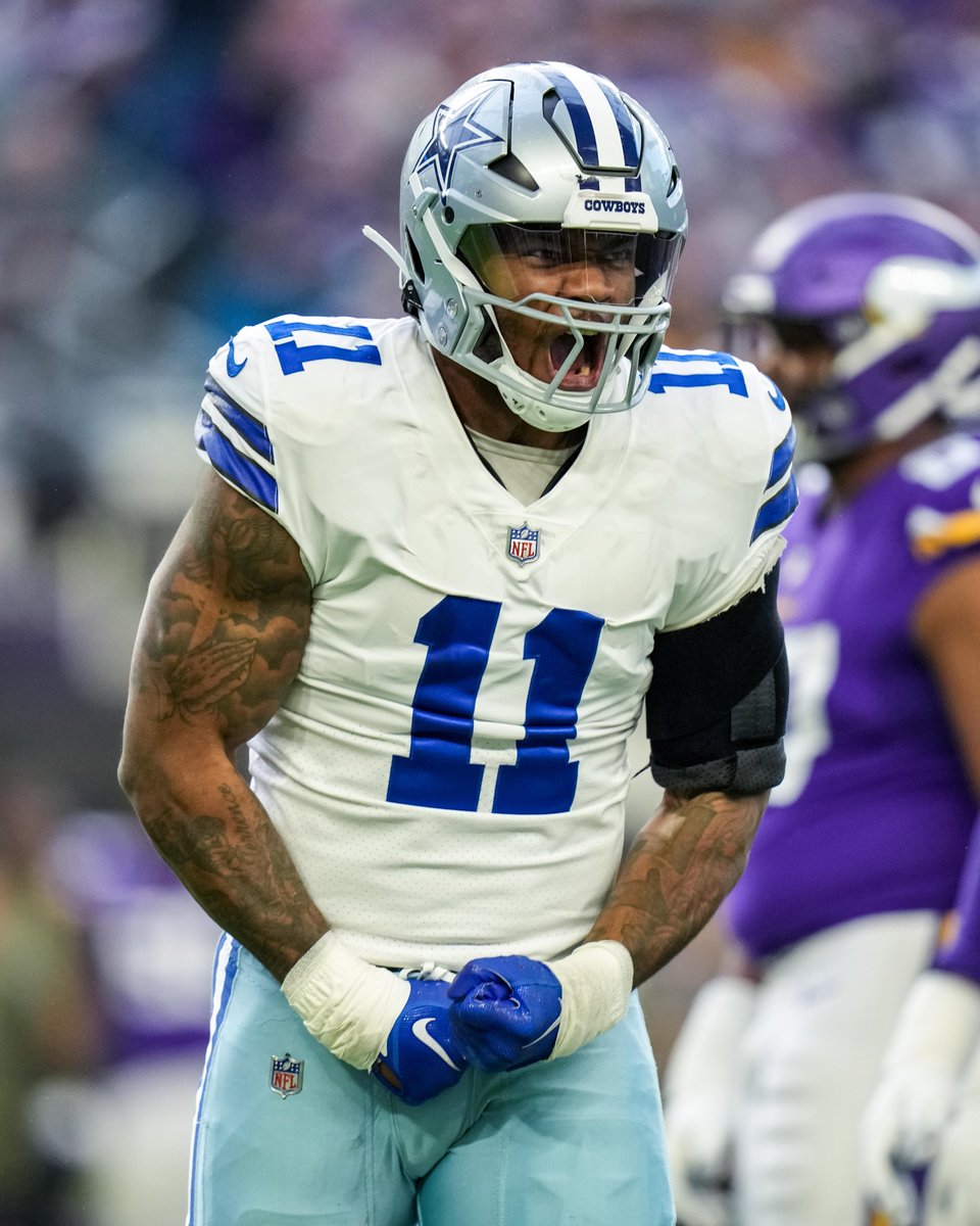 PFF's tweet photo. Micah Parsons vs the Vikings:

🔹 9 Pressures
🔹 2 Sacks
🔹 1 Forced Fumble
🔹 31.0% Pressure Percentage https://t.co/GvNtKwtuxU