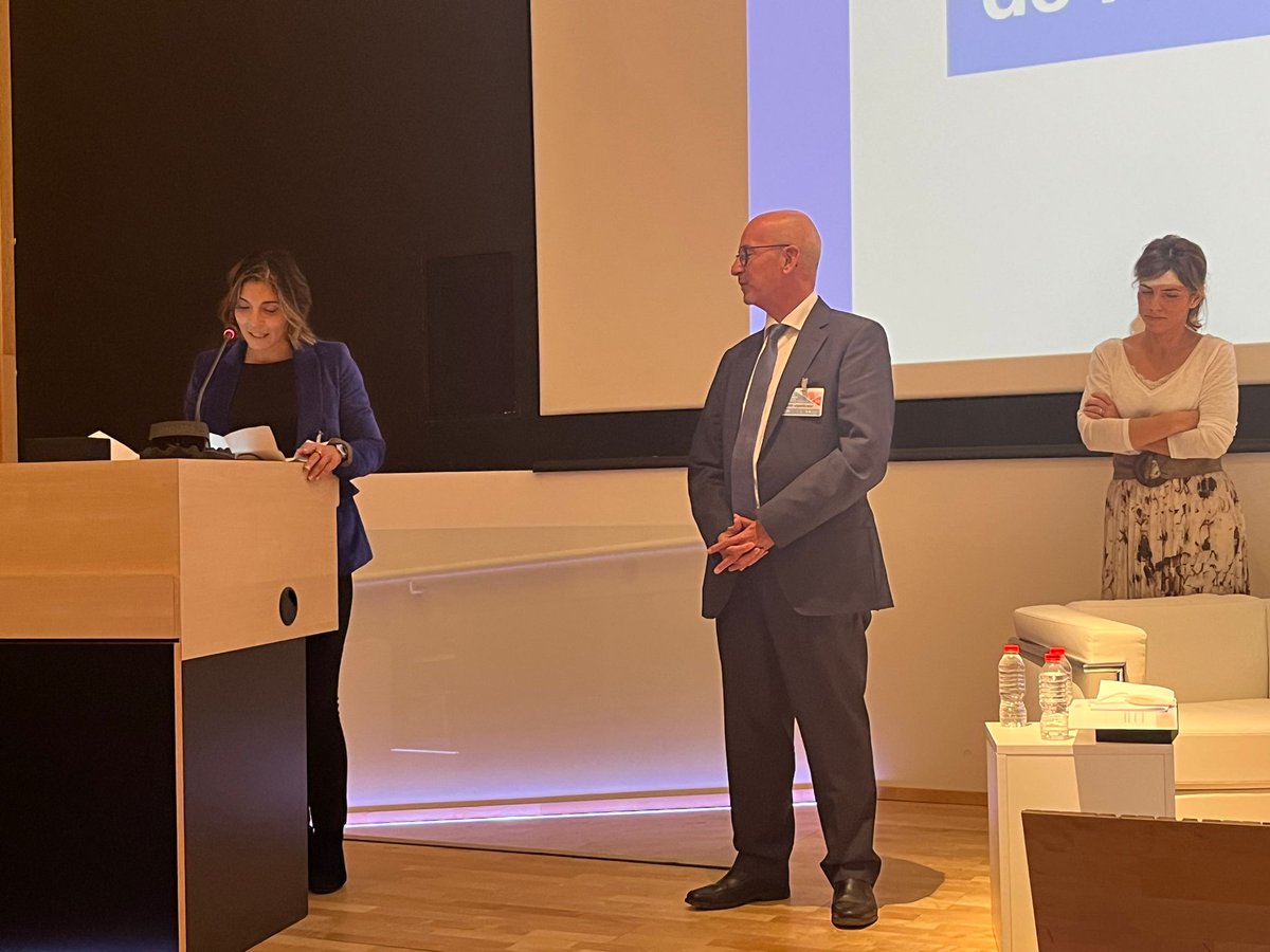 apicstgn's tweet photo. 🏆 Premi a la Trajectòria Investigadora Infermera a @Cristinareyr en la 🧠13a Jornada de #RecercaICS @icscat
l'IDIAPJGol
#infermeres #recercaICS
@IDIAPJGol #icscat #salutmental.
Enhorabona a totes i tots els premiats 👏👏 https://t.co/sCAOELbRMr