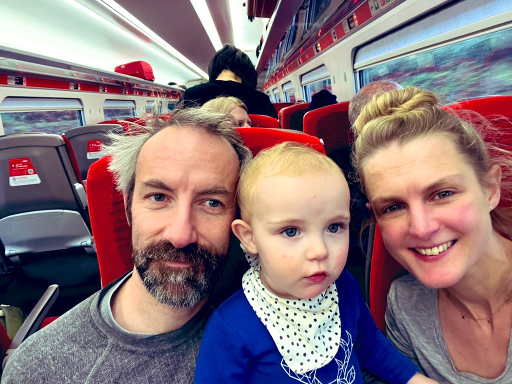 On my way to #NIHR Academy Members' Conference #nihramc22 in Leeds. Big shout out to the conference organisers for their family friendly approach - letting me bring these two #StillBreastfeeding #ProgressiveWorkplaceCulture <a href="/NIHR/">NIHR</a> <a href="/UniOfSurrey/">University of Surrey</a> <a href="/healthscisurrey/">Health Sciences Surrey</a> <a href="/ARC_KSS/">NIHR ARC Kent, Surrey and Sussex</a> <a href="/NIHR_RDSSE/">NIHR RDS South East</a>