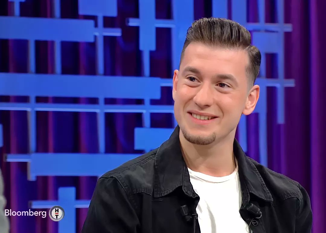 Geçtiğimiz hafta Fatih Altaylı ile Bire Bir programının konuğuydum. Beni davet ettikleri için ve bu keyifli sohbet için tüm ekibe teşekkür ederim. 🙏🏻😊

İzlemek için: youtube.com/watch?v=uxh4_w…