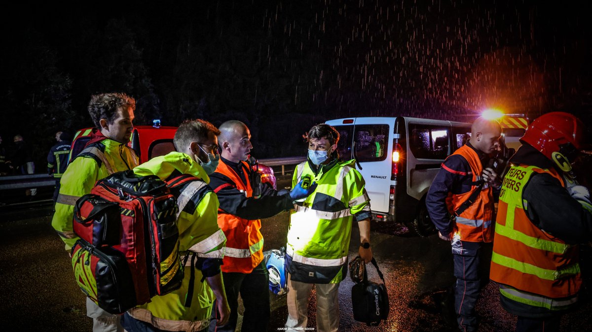 sdis08's tweet photo. Le recrutement👨🚒👩🚒#SPP #SPV passe par l'attractivité de son activité, sa formation, son département, sa région.
Le #sdis08
s'engage, partage, échange 😉
Un jour + une photo = #JAime ou #JeRetweete ou #Jecommente
#udsp08 #PompiersFR #regiongrandest #Prefet08 #ardennescd08 https://t.co/gizvhlskEP