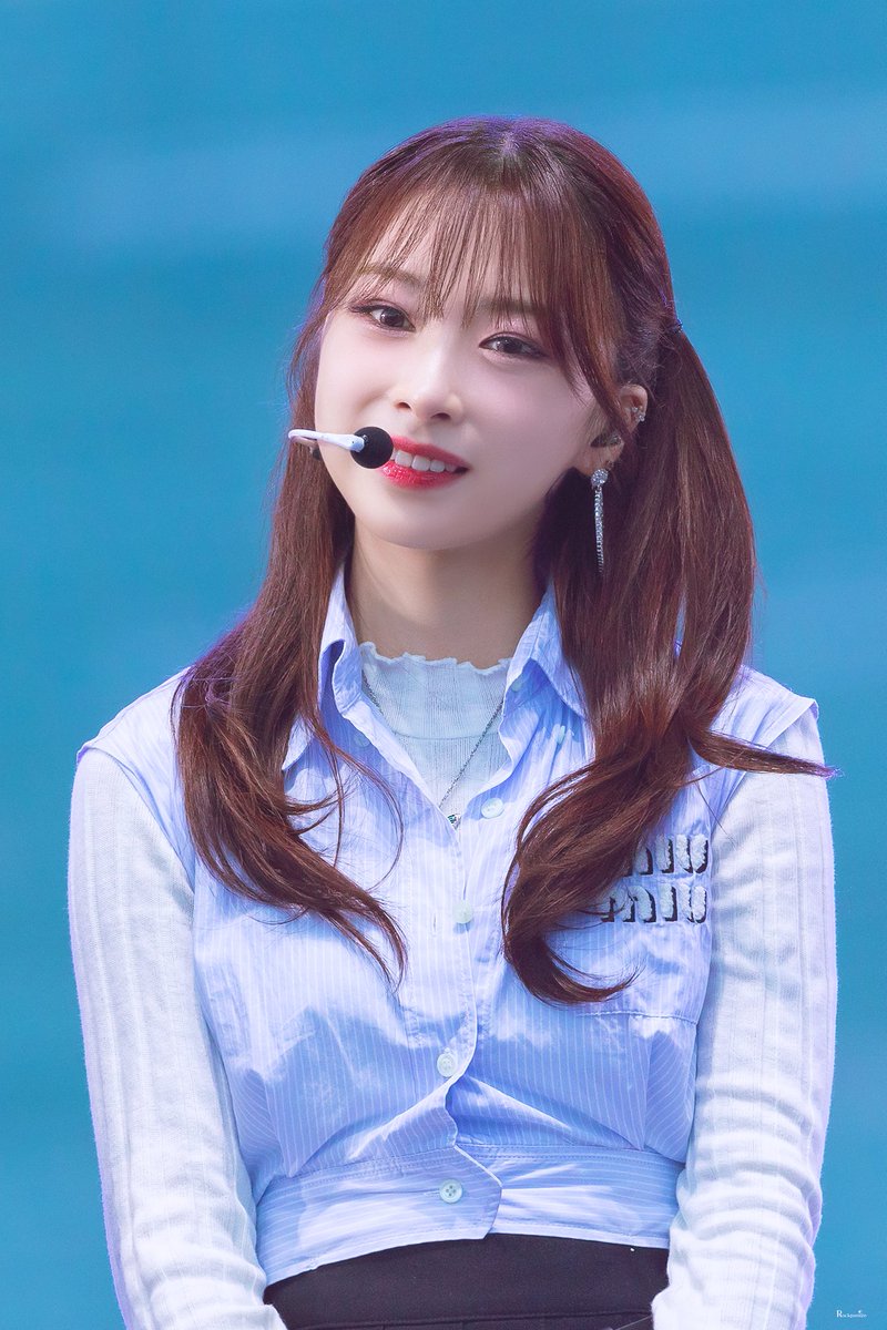 rockpunize's tweet photo. 221119 K-뮤직 평창 윤경 HQ

#로켓펀치 #RocketPunch #윤경 #Yunkyoung #ユンギョン #서윤경
@RCPC_members https://t.co/WKlpC2VufT