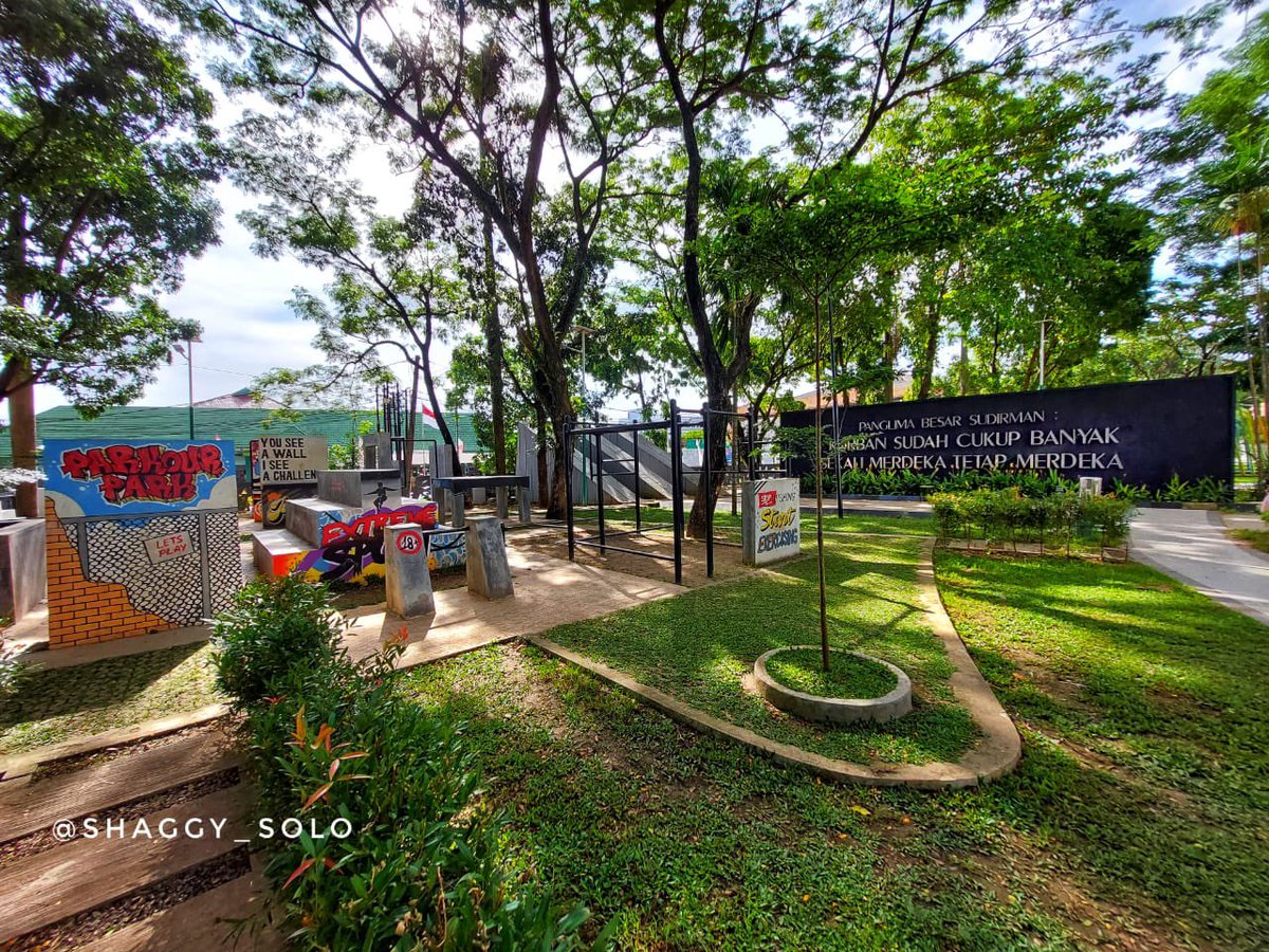 pesonasriwijaya's tweet photo. Wajah baru kawasan @monperasumbagsel 😍
📸: @shaggy_solo
#pesonasriwijaya #monpera #monperasumbagsel #museummonpera https://t.co/FvZ84eJ1KF