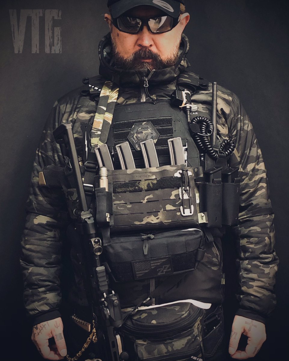 VTG1975's tweet photo. 因みにこちらがVPC-G1 / BK × MCBK ミックススタイリングの過去作です😎

#volktacticalgear #myvpc #VPC https://t.co/kHEJTBqGkg