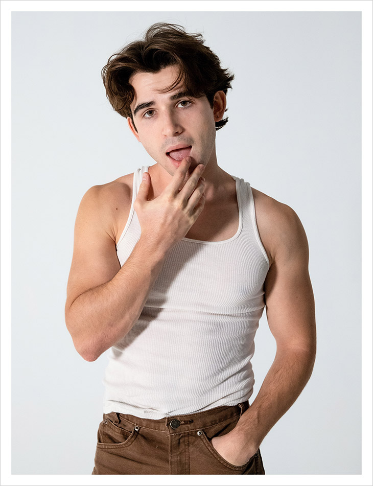 designscene's tweet photo. Actor #TedSutherland sits down with #DSCENE to talk about his career, his roles in #TheWalkingDeadWorldBeyond, and #FearStreetTrilogy, future projects, and much more + Shoot by photographer #MekhiTurner! https://t.co/88gCoTdOPV https://t.co/JtS54SaF63