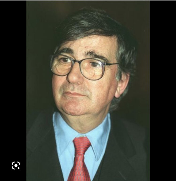 luzseijo's tweet photo. 22 años de la muerte de Ernest Lluch, impulsor de la sanidad pública y una de las personas que más ha hecho por generalizar la atención sanitaria. 
Hoy algunas CCAA, Madrid como líder absoluta, vergonzosamente luchan por desmontar lo que tanto costó construir. #SanidadPública https://t.co/teJpf6Y0sT