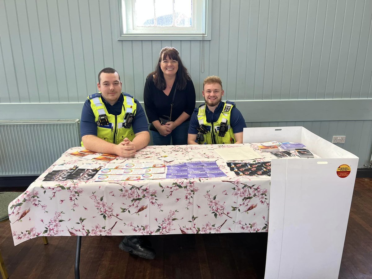 WelcomeCIC's tweet photo. It was great to have everyone at our Community Centre on Saturday to highlight violence against women
@ShardEndWMP 
@bswaid 
@FITCAPCIC
@BhamCityCouncil https://t.co/nfBCCjMuIT