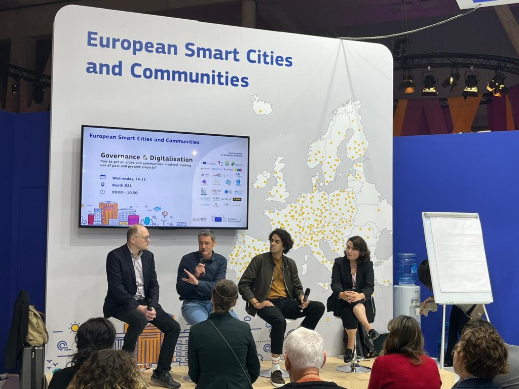 🏙️ #stardustproject was featured among 29 #SmartCity projects and initiatives at the @SmartCityexpo last week.
Here are some insights from Lighthouse Cities at #SCEWC with other #EC initiatives 👉stardustproject.eu/news/be-smart-…