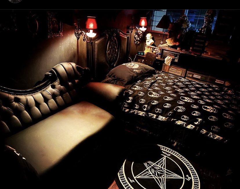 zombie_studios's tweet photo. Do you like my room? https://t.co/23gSDraG4m