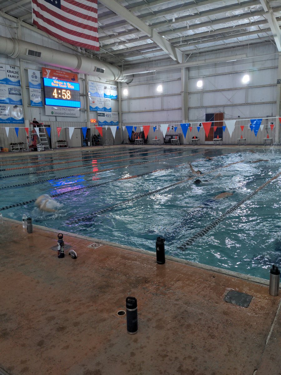 LaceyBoysSwimming tweet media
