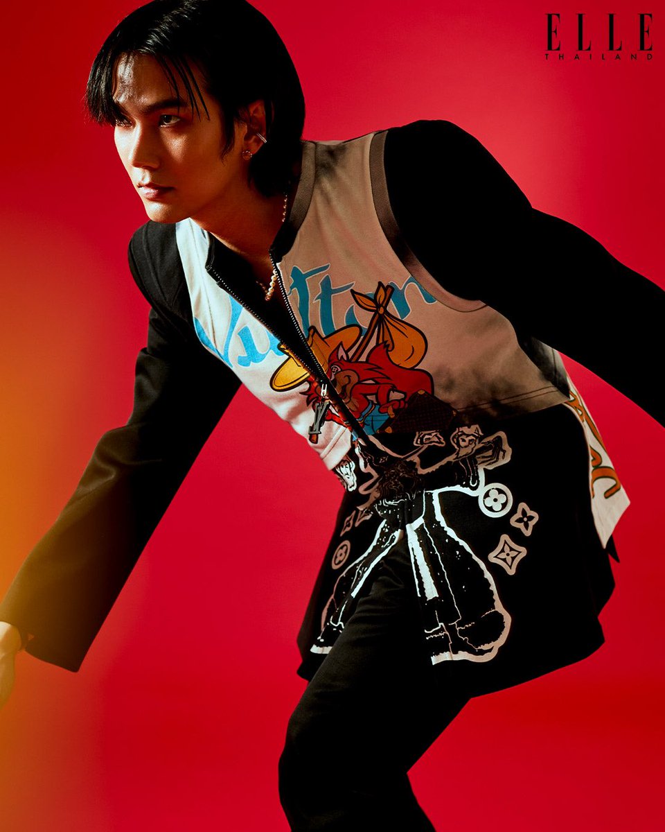 ELLEThailand's tweet photo. จากคนทำงานเบื้องหลังกองถ่ายที่กลายมาเป็นดาวหน้ากล้อง ไบเบิ้ล-วิชญ์ภาส สุเมตติกุล @biblesumett กับ บิว-จักรพันธ์ พุทธา @Buildbuilddd สองบีที่มีเส้นทางชีวิตคู่ขนานซึ่งมาบรรจบกันในซีรี่ส์ที่ดังที่สุดแห่งปี 2022

#ELLENovember2022 #BibleBuild #BibleWichapas #BuildJakapan https://t.co/pG9ziPrYDe