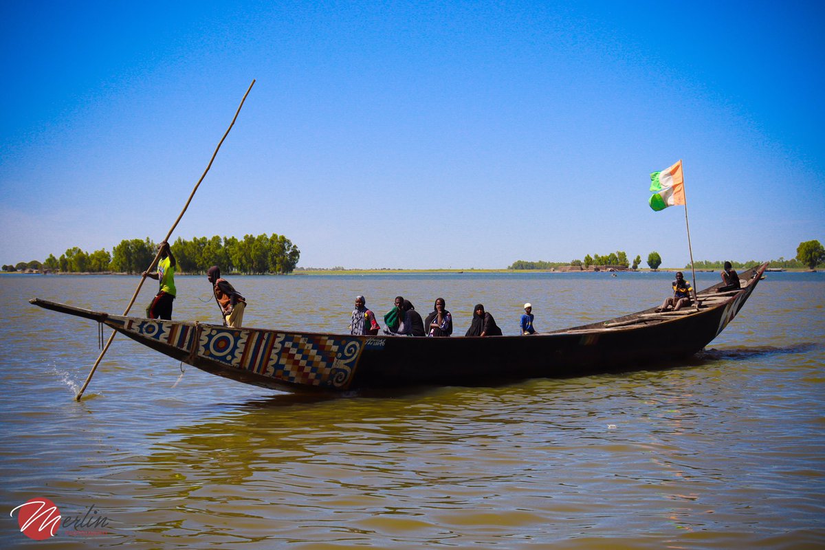 MerlinMoptika's tweet photo. Suddu Babba ❤️
Excellente semaine à tous !
#documentaryphotographer #travelphotography #Mopti #merlinphotography
📍Mopti, Mali 🇲🇱
📷: Merlin https://t.co/5sLD3pleCQ