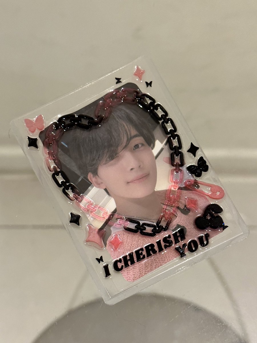 Mandarin_basket's tweet photo. ♡̴ Kitsch resin toploader  << new .ᐟ.ᐟ

1.2 for each
하단 문�� 변경 가능 
색상 변경 가능

모든 문의 오픈카톡으로 부탁드립니다 🤍

레진탑꾸 탑꾸 레진 키치 나비 https://t.co/R8XMFulGou