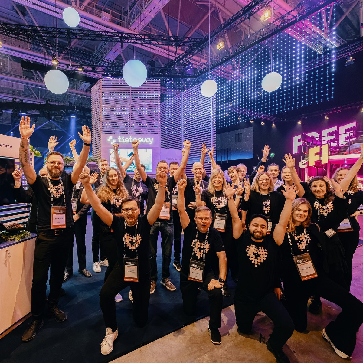 Tietoevryfi's tweet image. Oli mahtava olla mukana! Kiitos kaikille inspiroivista keskusteluista ja uusista kohtaamisista. 🙌🏻 

bit.ly/3A63zg1

#Slush2022 @SlushHQ #purposefultechnology