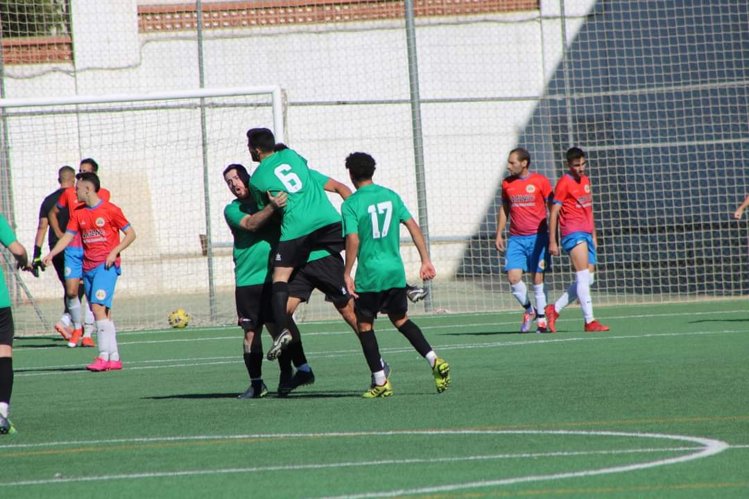 GilbertaWilson's tweet photo. Por aquí dejo el enlace con las fotos del partido de ayer disputado entre @CDVAlcaudete y @CulturalDeport2 (martos UCF)

https://t.co/1XLY9LKxpF https://t.co/XINuXND8th