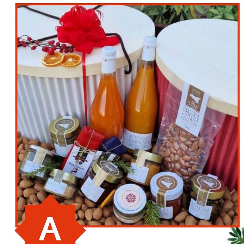 Shopcontadino's tweet photo. Idee per Natale - Ceste e Box regionali - 
Cappelliera 13pz 
Prodotti Biologici 
https://t.co/bOiZ2SgCXw

#21novembre #Natale #BlackFriday #madeinitaly #shopdalcontadino https://t.co/g4BtDWNo52
