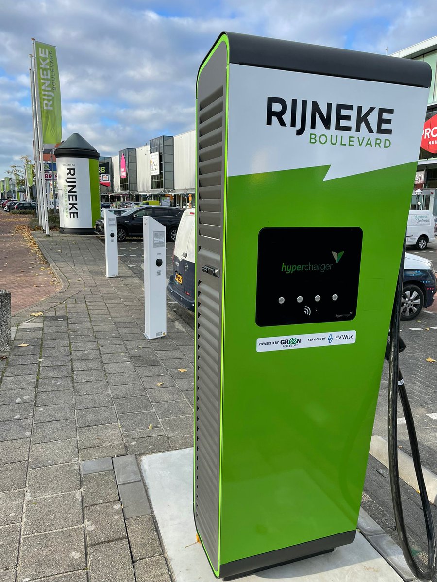 Weer een slimme laadoplossing van EV Wise voor Rijneke Boulevard gerealiseerd.