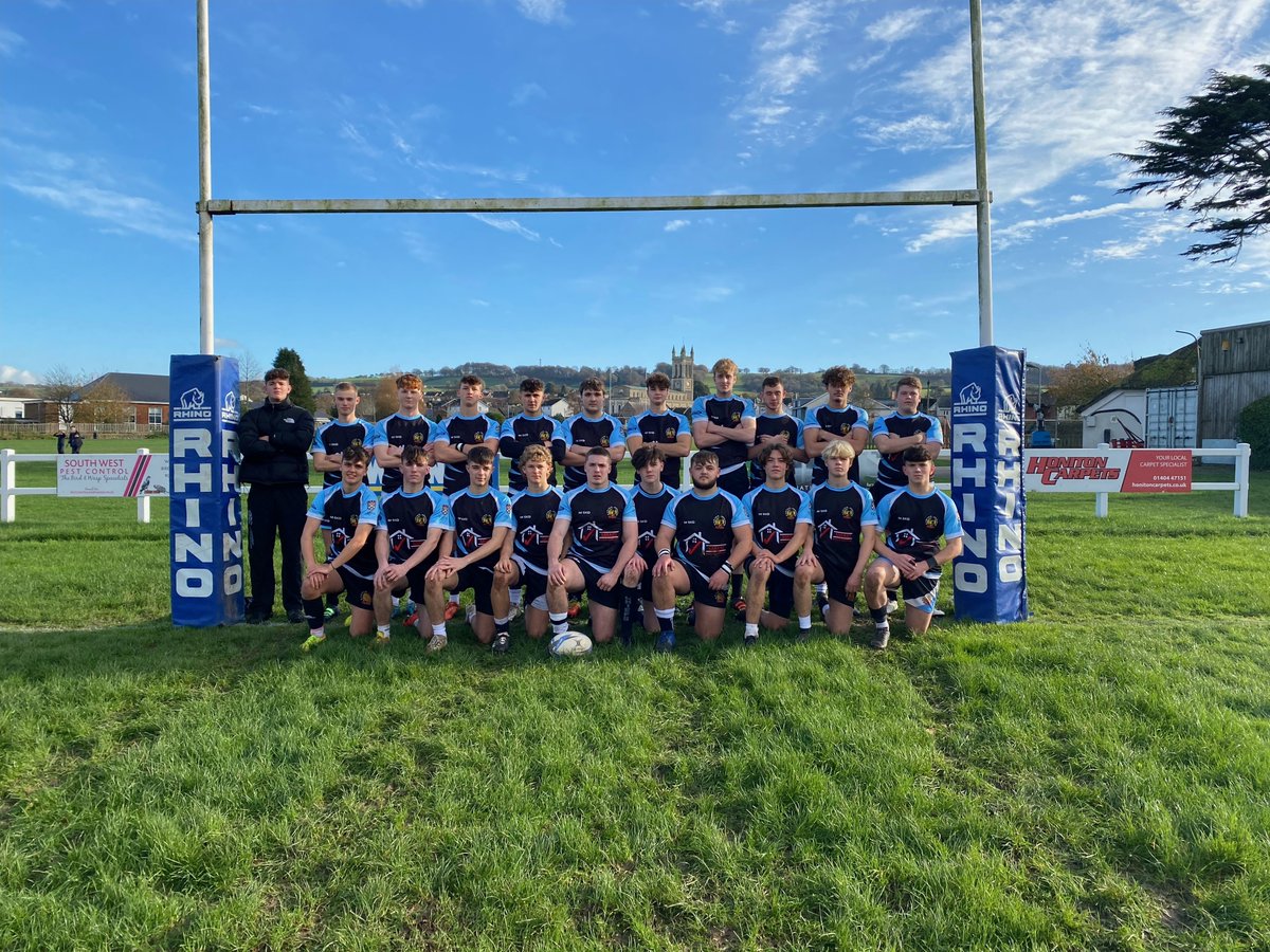 ExeterAthletic1's tweet photo. Our proud Colts team taken in advance of their 48-7 win against Honiton RFC- great squad performance. #welldone
#youthrugby #Colts #devonrugby @DevonRFU @SmartBuildDevon #rugbyfamily #pitchupfortheweekend #exeterrugby https://t.co/t4ZAakgLss