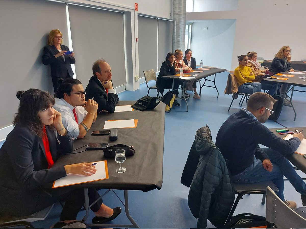 Avui toca la segona sessió de la formació:  Gamificació i Storytelling per la Digitalització del  CF GIAT de la família d'hot. i turisme per l'aplicar-ho a les rutes turístiques pels creuristes. Projecte real del <a href="/TGNturisme/">Tarragona Turisme</a>. <a href="/INS_EHTCambrils/">INS_EHTCambrils</a> <a href="/ICEURV/">ICE-URV</a> #FP <a href="/impulsfp/">ImpulsFP 💡</a>