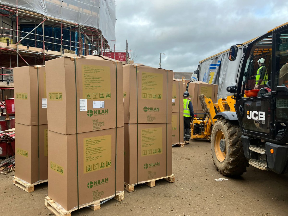 nilan_uk's tweet photo. As the days get shorter we get busier! No rest for the wicked it seems!! #mvhr #freshair #climate #cooling #heating #slservices #ecohome https://t.co/Lrx65TLV41
