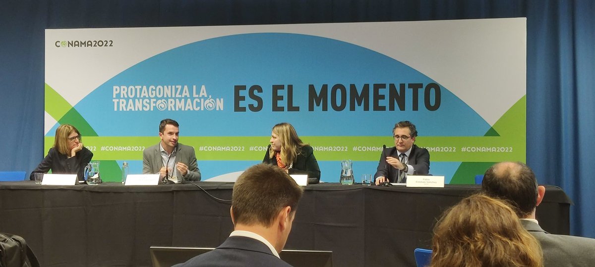 danielcastaedas's tweet photo. Hoy, en #CONAMA2022 aprendiendo sobre #TaxonomiaEuropea y #FinanzasSostenibles porque el futuro de la #sostenibilidad de las instituciones ya está aquí 😉
#ST38 https://t.co/BLMSTbP8Wn