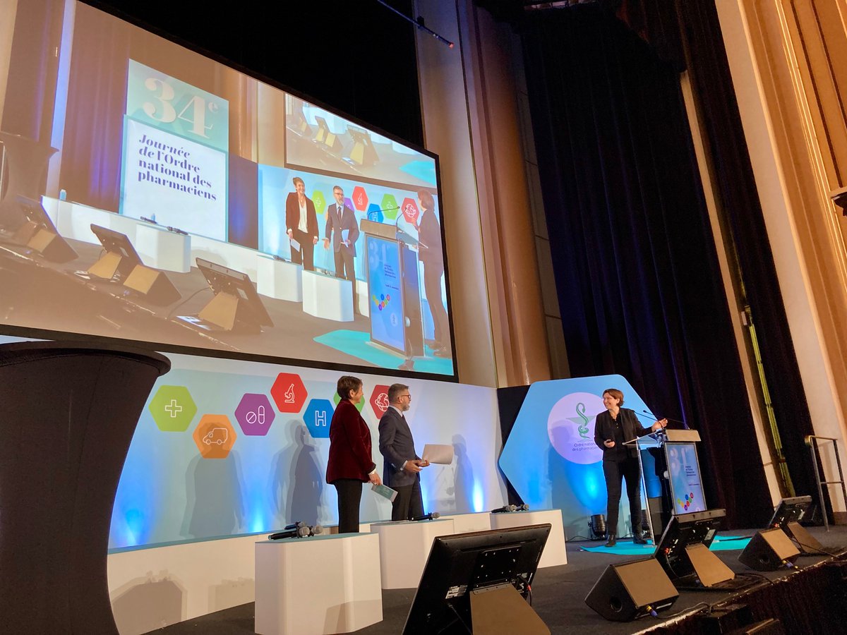 Ordre_Pharma's tweet photo. 📣 La paléoclimatologue et coprésidente du groupe 1 du #GIEC, Valérie Masson-Delmotte, intervient sur #environnement et #santé pour sensibiliser la profession aux enjeux incontournables de l'urgence climatique

A suivre en direct 👉 https://t.co/rhi248M66y
#JOrdre @valmasdel https://t.co/MyGnsqBemy