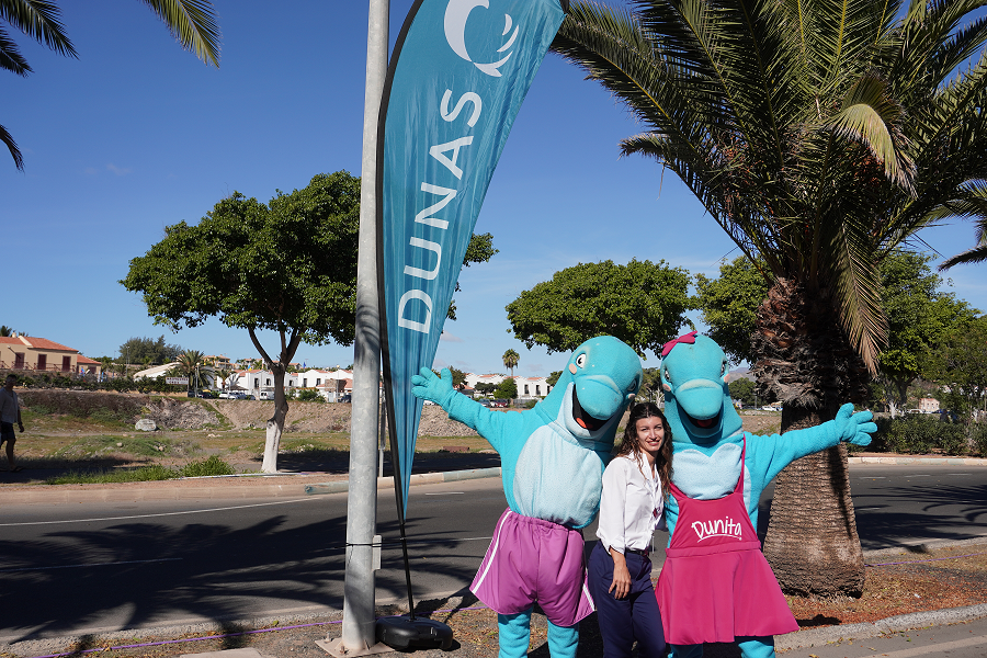 DunasHoteles's tweet photo. La combinación perfecta: deporte, turismo y salud. 🏃‍♀️🏃‍♂️

¡Ayer 𝗗𝘂𝗻𝗶 𝘆 𝗗𝘂𝗻𝗶𝘁𝗮 estuvieron animando a los participantes de la 𝗚𝗿𝗮𝗻 𝗖𝗮𝗻𝗮𝗿𝗶𝗮 𝗠𝗮𝘀𝗽𝗮𝗹𝗼𝗺𝗮𝘀 𝗠𝗮𝗿𝗮𝘁𝗵𝗼𝗻 2022 como es ya costumbre!

#IslasCanarias #Turismo #Salud https://t.co/riglUUbrQT