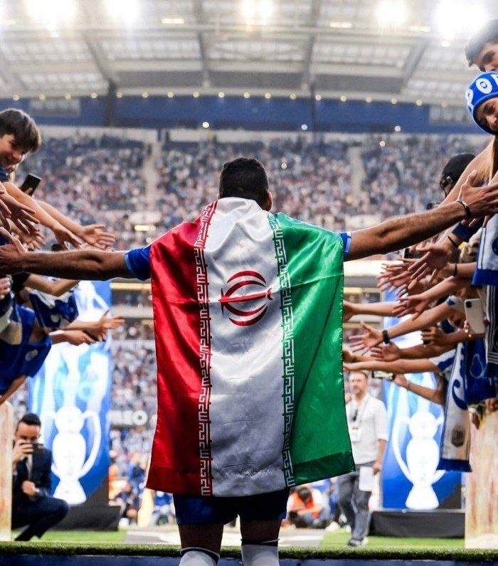 MrymAmnt's tweet photo. تا پایِ جان برایِ ایران

#FIFAWorldCup2022  
#برای_ایران https://t.co/OSKrc6ZPhv