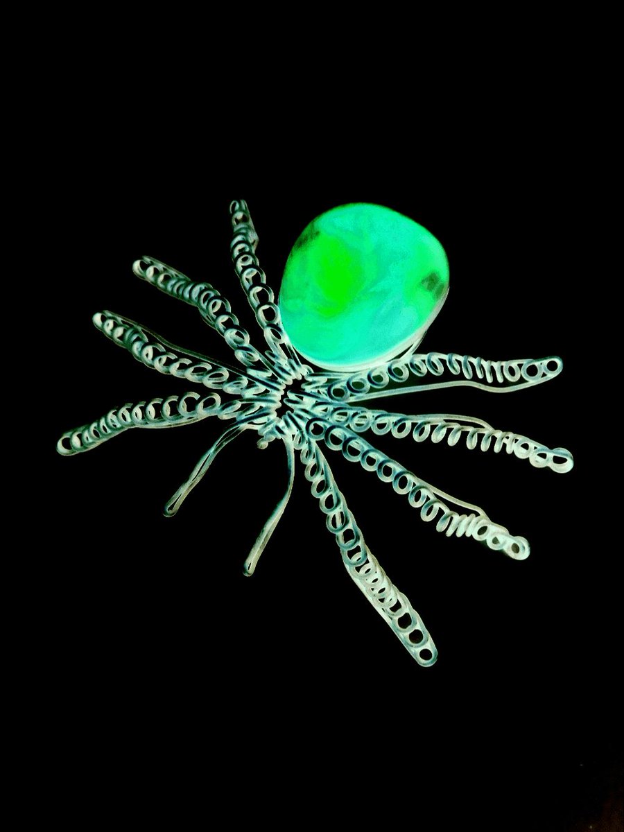 GM!☕🎨🕸️🕷️🍀

the emerald spider is the firstborn and a rare item in this collection, it came straight from the diamond mines in the Colombian forests!

#NFTCommunity #nftcollectors
#NFTartist #NFTcollections

💯 0.026 ETH💰
🎯 emerald spider 🚀
opensea.io/assets/matic/0…