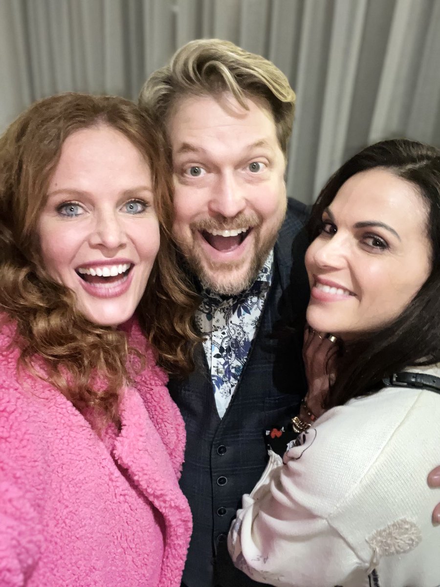 bexmader's tweet photo. What a weekend!! Thanks Sean and all the peeps at ⁦@starfuryevents⁩ for a fantastic time! Thank you to everyone that came to see us. We love and appreciate you ALL!💚🇬🇧 https://t.co/DYH0aqqb2o