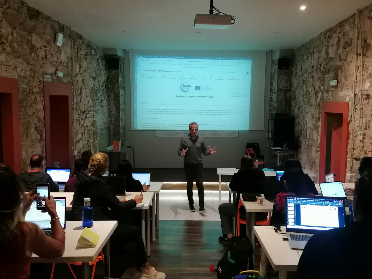 Yesterday we presented our initiative to the participants of the Executive Master in Sport Organisation Management (MEMOS).
Do you want to know more about the <a href="/Data4Sport/">OD4SG-Open Data 4 Sport Governance</a>  project? Visit our website: od4sg.wordpress.com
