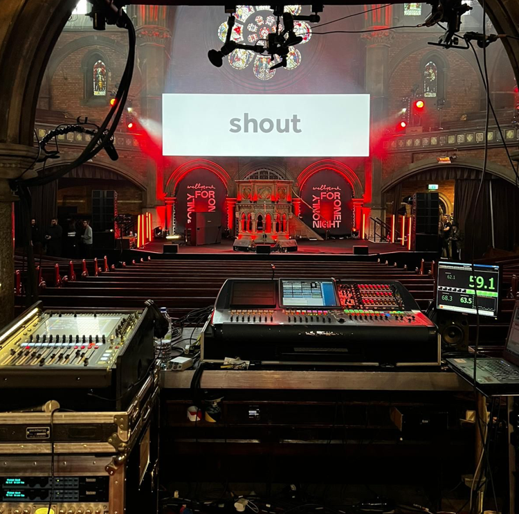 Swift_MRP's tweet photo. A privilege to support the charities @Wellstock_life & @shout the For One Night Only launch working with the fabulous @kimchappell. Proud to be a part of such a worthwhile cause.
#swiftlydoesit #swiftlytalks #mentalhealth #mentalhealthawareness #onenightonly https://t.co/NmYS1aykYx