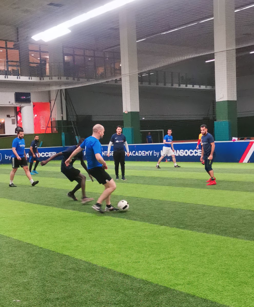 Scale_Squad's tweet photo. [TOURNOI INTERENTREPRISE ⚽]

Notre équipe a défendu nos couleurs lors d’un tournoi de football interentreprise organisé par le Groupe jeudi soir à l’Urban soccer de la Défense. L’occasion de tous se retrouver ! 🤗
C’était un moment rempli d’émotion et de convivialité ! https://t.co/uMvFEEdhPv