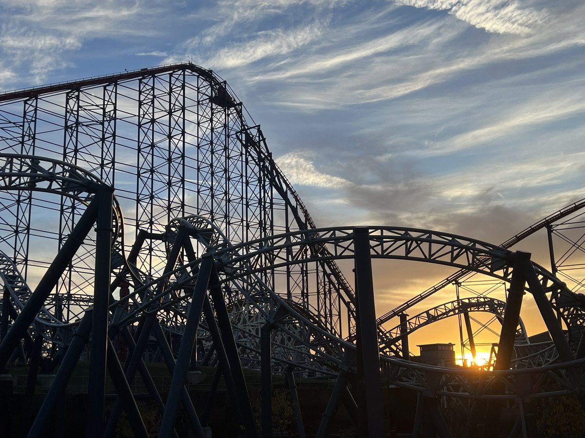 CoasterJoey's tweet photo. So how many of you are up (or down) for the #FinalFling in Blackpool next weekend? RSVP here! 🙌
@Pleasure_Beach 🎢 https://t.co/UF0Jg815Uu