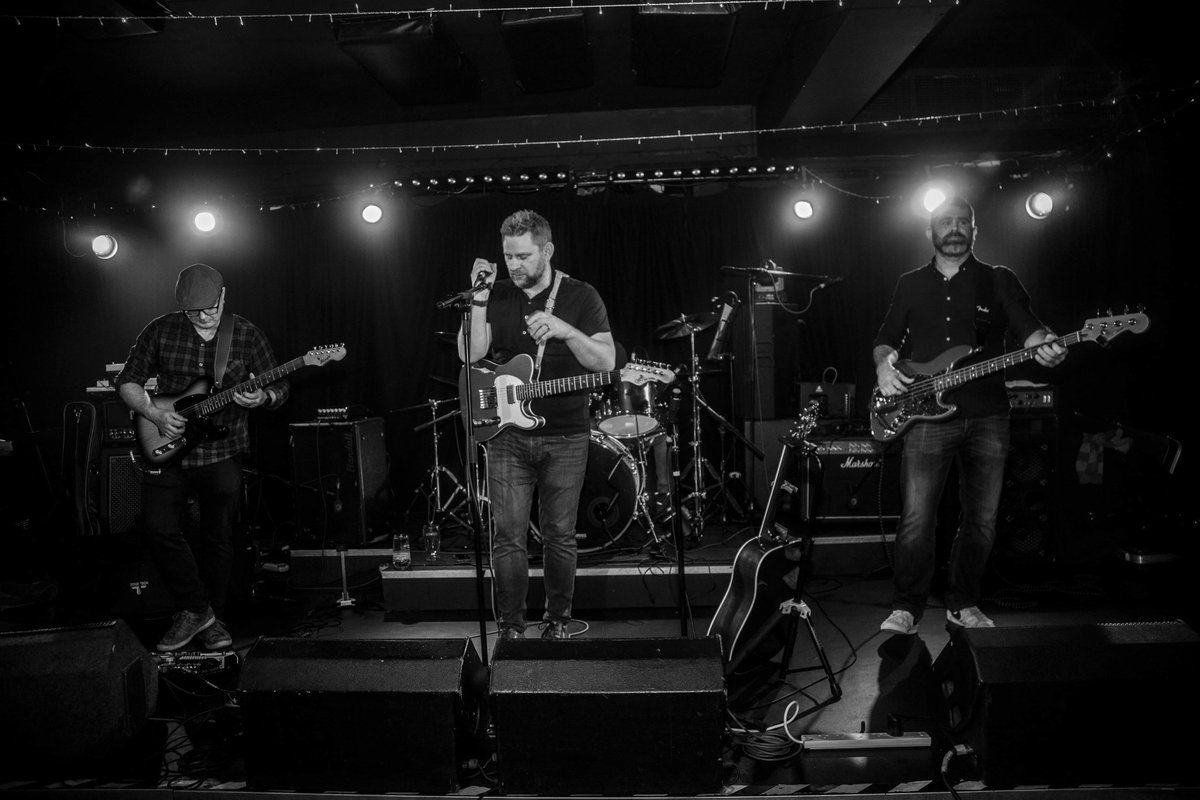 #TheBrokenCreels throwing it down at <a href="/DrummondsAberd1/">Drummonds Aberdeen</a> on Saturday night. Look forward to playing there again sometime!!
Next gig 16.12.22 at #Stonehaven TownHall. #Aberdeen #Scotland #Livemusic #RocknRoll Photo: Stuart Stephen Snr