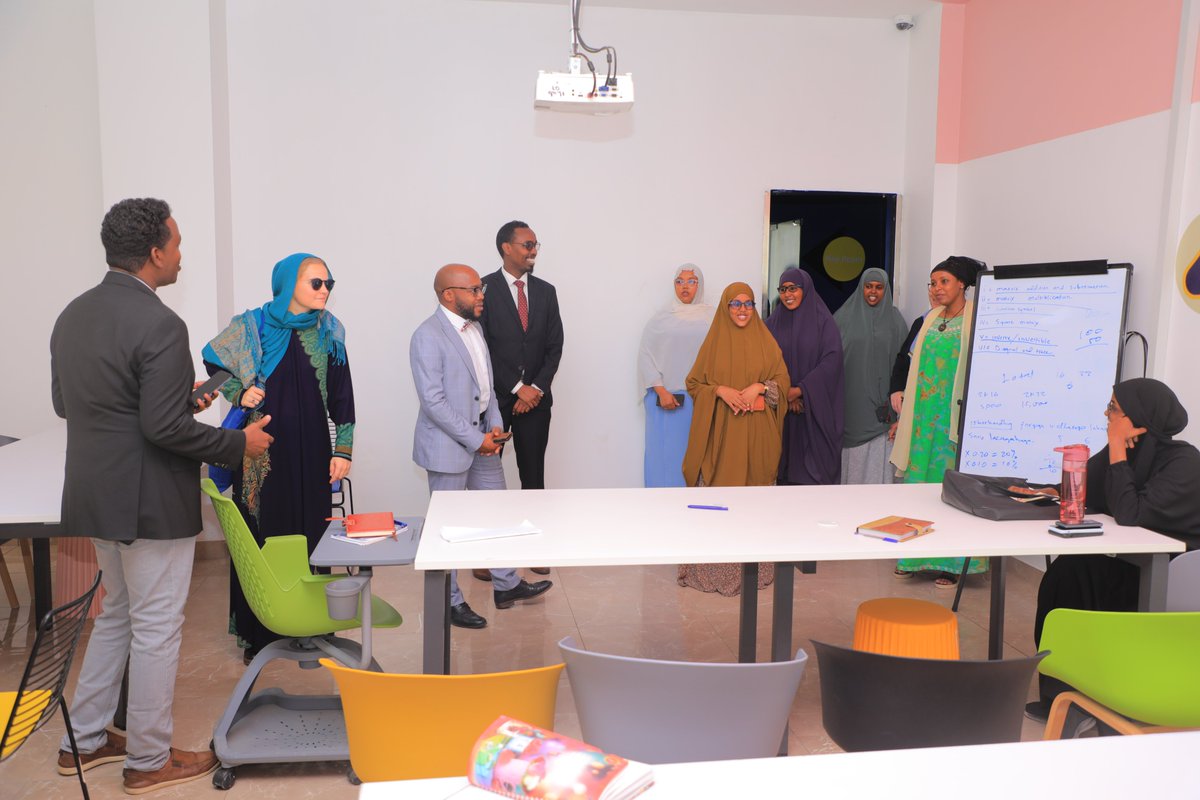 SIMADUniversity's tweet image. @SIMADUniversity hosted a delegation led by Prof. Dr. Thoko Kaime, Chair of African Legal Studies of the @unibt, at SIMAD Town Campus. This is part of a collaboration between the two institutions and focuses on improving Somalia's research and educational landscape. #SIMADVisits