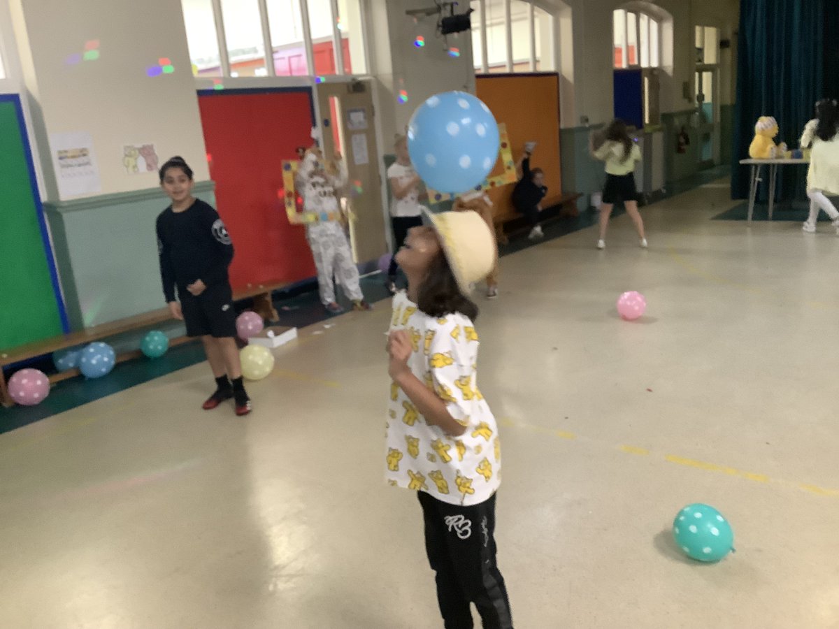 pp_accrington's tweet photo. Children in Need 2022 #class19 #childreninneed #spotacular #seefurther https://t.co/6qsQkX65ci