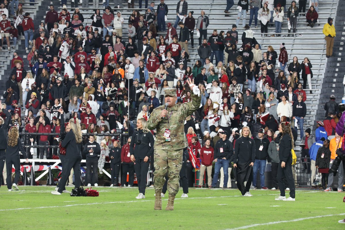 U.S. Army Maj. Gen. Jeff Jones, DAG for SCNG, was a special guest at the military appreciation game, U of SC vs. Tennessee football at Williams-Brice Stadium in Columbia, South Carolina, Nov. 19, 2022. facebook.com/byron.williams…