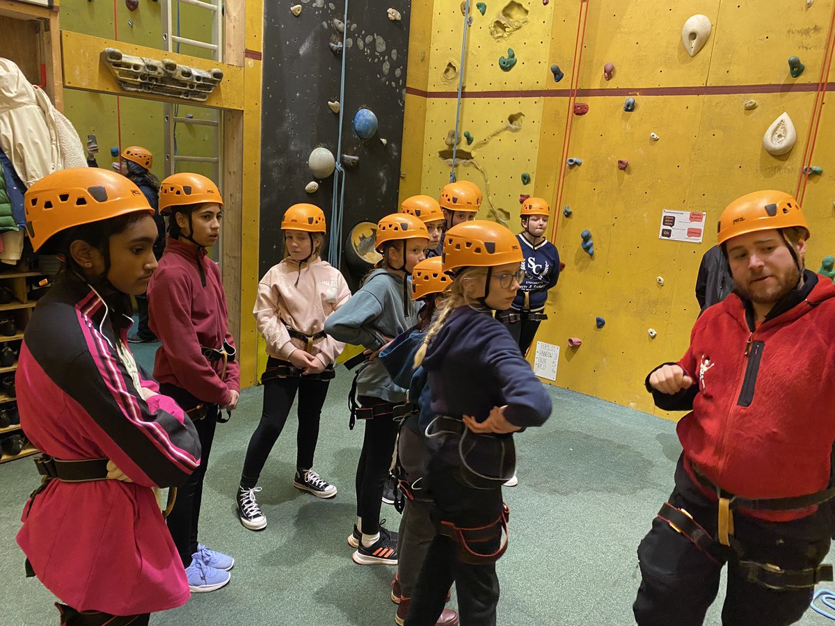 Queen's School Trips tweet media