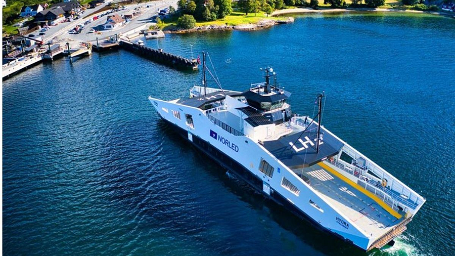 fuelcellsworks's tweet photo. .@BallardPwr #FuelCells Installed on World’s First Liquid #Hydrogen-Powered Ferry - Ballard has completed the installation of two of its 200kW #fuelcell modules on board #Norled’s #Hydraferry - https://t.co/vTphrlcRZN #HydrogenNow #HydrogenEconomy #HydrogenNews #H2 #Decarbonise https://t.co/sRhIEYTE4n