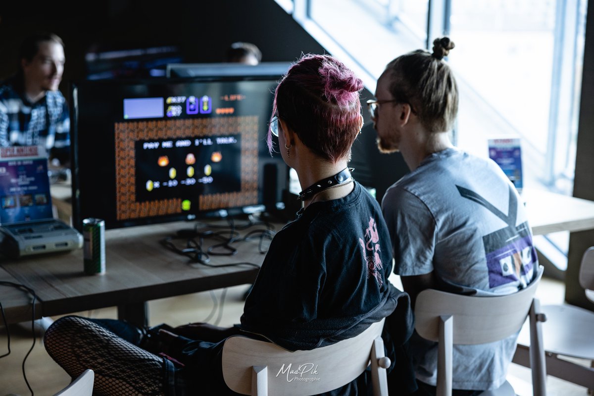 lausanneesports's tweet photo. 🕹 LES PIXELS ET LEUR CHARME 🕹
On a tous eu un côté nostalgique, qui a ravivé nos souvenirs, au stand #RetroGaming 👾
#FestiGames 🏟 https://t.co/uLLt8LAThi