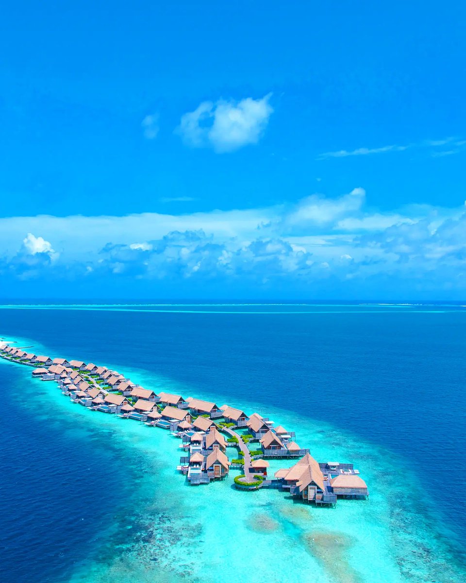 BeeyondBoats's tweet photo. Trying an overwater villa in the Maldives is something you absolutely have to count in your to-do list 🤩🏝️

#Maldives #travel #ocean #Yacht https://t.co/E734roeZJi