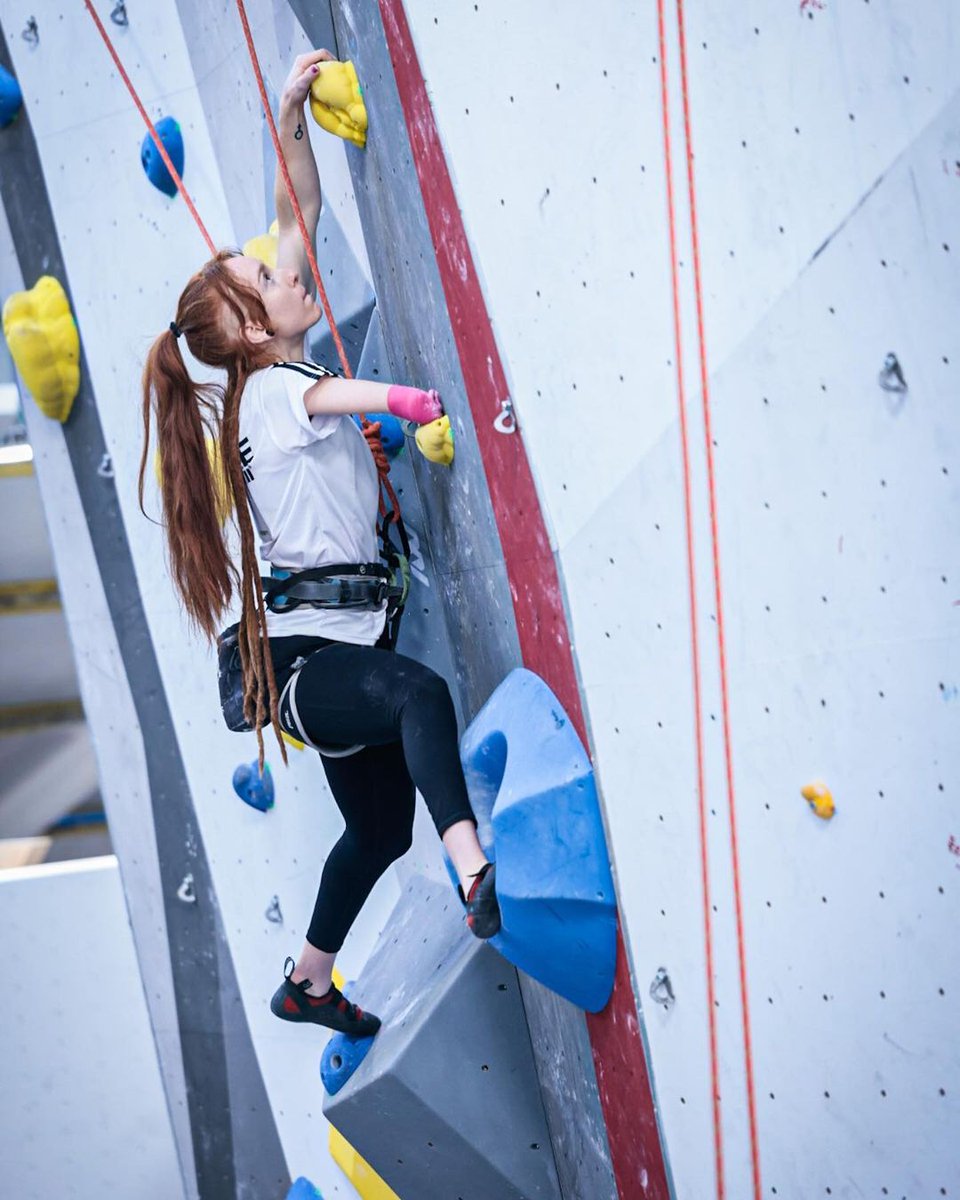 revistaescalar's tweet photo. Demostración de superación y dosis extra de motivación ayer en el Campeonato de España de #Paraescalada 2022 en @IndoorwallC Getafe @fedme_es Crónica y resultados: https://t.co/tCNt05KwBv https://t.co/Sw8GEd1Wpr