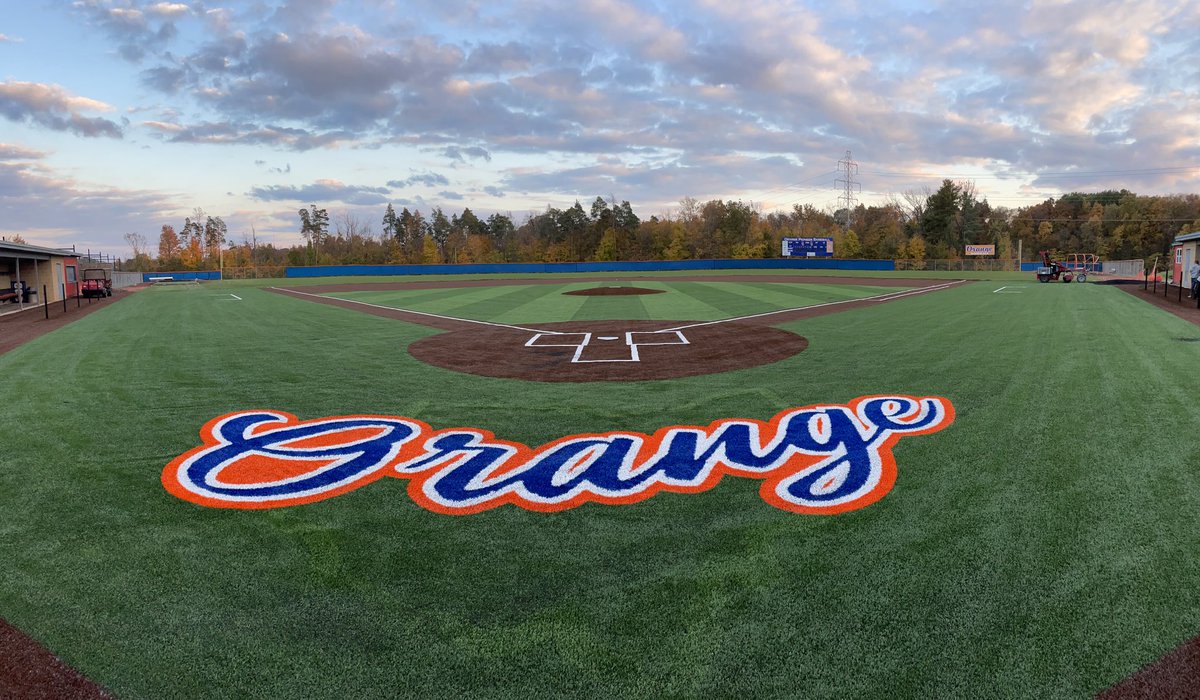 🚨2023 SUB SALE IS LIVE🚨

🔗 form.jotform.com/223057234447050

✅ BUY FOR YOUR PARTY
✅ DONATE TO THE HOMELESS

Tax write-off available for donations. 

#OrangeBaseball | #ICCU